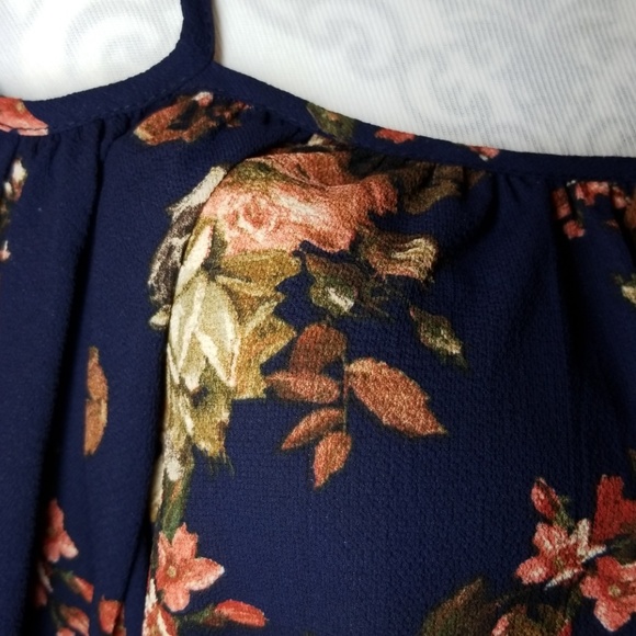 Million Bullop blouse - Picture 4 of 7